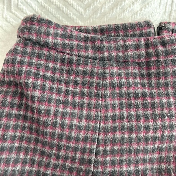 Romeo and Juliet pleated miniskirt - Picture 2 of 5